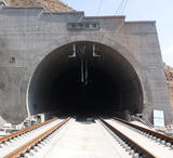 高铁隧道裂缝修补